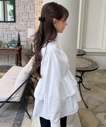 [ 岡部あゆみさんコラボ ]選べる2タイプフリルデザインブラウス