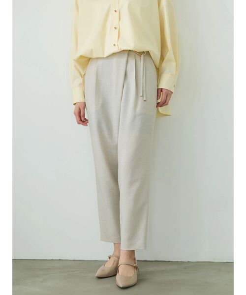 TONAL(トーナル)の「フェイクリネンアシメテーパードパンツ(その他パンツ・レディース・グレー/ベージュ/ネイビー・MEDIUM/SMALL)」の4枚目の写真