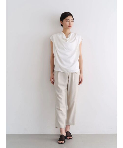 TONAL(トーナル)の「フェイクリネンアシメテーパードパンツ(その他パンツ・レディース・グレー/ベージュ/ネイビー・MEDIUM/SMALL)」の7枚目の写真