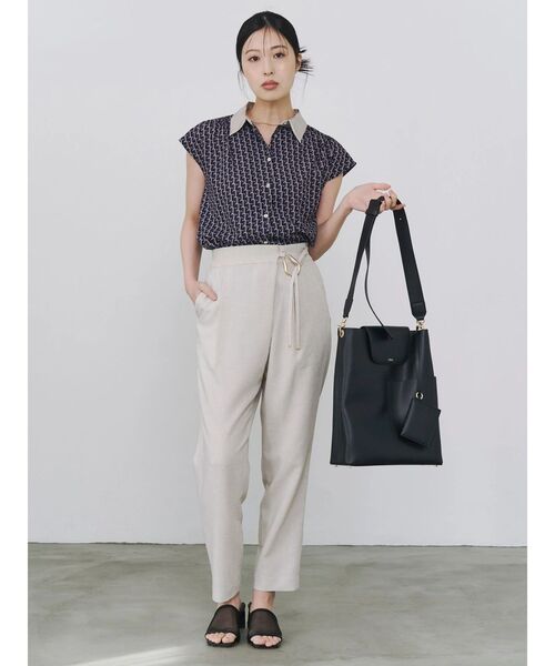 TONAL(トーナル)の「フェイクリネンアシメテーパードパンツ(その他パンツ・レディース・グレー/ベージュ/ネイビー・MEDIUM/SMALL)」の15枚目の写真