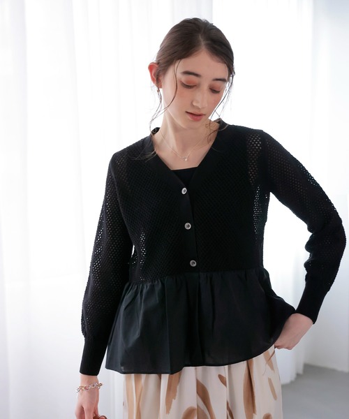 Jines（ジネス）の「メッシュ編みペプラムカーディガン（カーディガン/ボレロ・レディース・ブラック/ホワイト・38）」の2枚目の写真