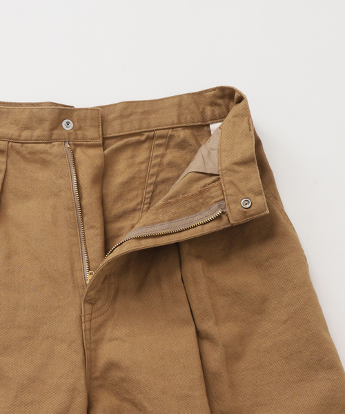 FRAMeWORK（フレームワーク）の「コットンドリルタックパンツ（その他パンツ・レディース・アイボリー/キャメル・36/38）」の9枚目の写真