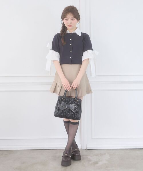 MAJESTIC LEGON(マジェスティックレゴン)の「袖リボンシャツレイヤードライクカーデ(ニット/セーター・レディース・ネイビー/ブラック/ブラック系その他/ベージュ・MEDIUM)」の13枚目の写真