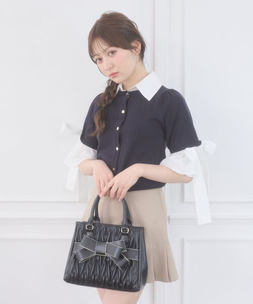 MAJESTIC LEGON(マジェスティックレゴン)の「袖リボンシャツレイヤードライクカーデ(ニット/セーター・レディース・ネイビー/ブラック/ブラック系その他/ベージュ・MEDIUM)」の5枚目の写真