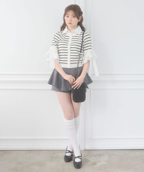 MAJESTIC LEGON(マジェスティックレゴン)の「袖リボンシャツレイヤードライクカーデ(ニット/セーター・レディース・ネイビー/ブラック/ブラック系その他/ベージュ・MEDIUM)」の8枚目の写真