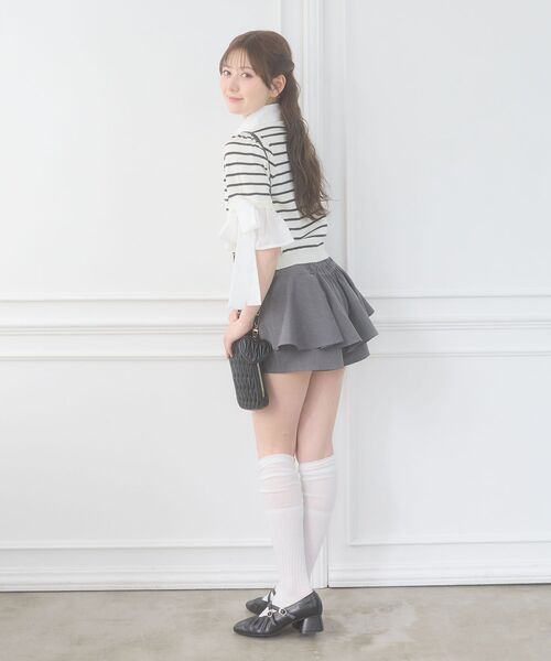 MAJESTIC LEGON(マジェスティックレゴン)の「袖リボンシャツレイヤードライクカーデ(ニット/セーター・レディース・ネイビー/ブラック/ブラック系その他/ベージュ・MEDIUM)」の9枚目の写真