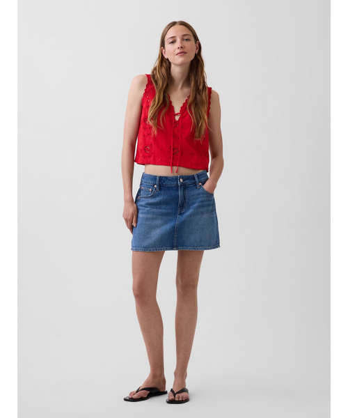 GAP(ギャップ)の「リネンブレンド 刺しゅう クロップド シェルタンクトップ(シャツ/ブラウス・レディース・レッド・XXS/L/M/S/XS)」の2枚目の写真