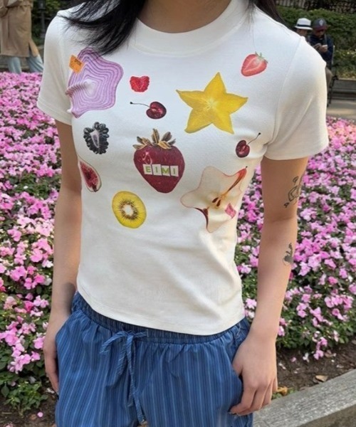 Vipoa（ヴィポア）の「fruit print tee（Tシャツ/カットソー・レディース・ホワイト・FREE）」の2枚目の写真