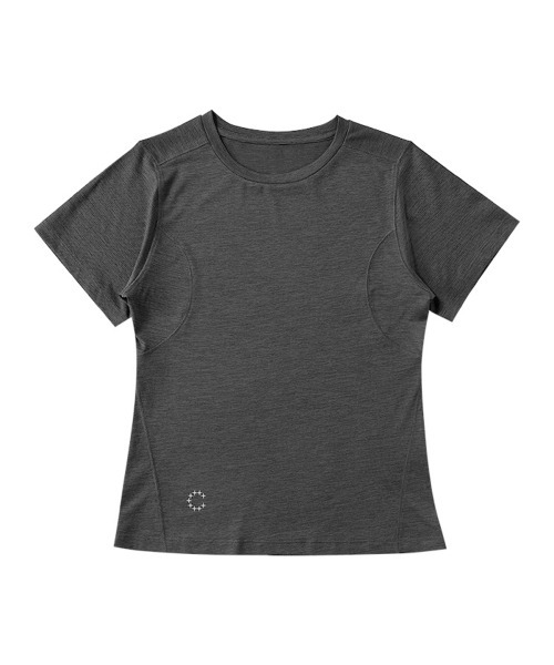 BUTTON SEOUL（ボタンソウル）の「[ウィメンズ] エアリー パフォーマンス ベースレイヤー ショートスリーブ (6カラー)（Tシャツ/カットソー・レディース・オレンジ/パープル/ブラウン/ダークブラウン/オリーブ/ブラック・SMALL/MEDIUM/LARGE）」の10枚目の写真