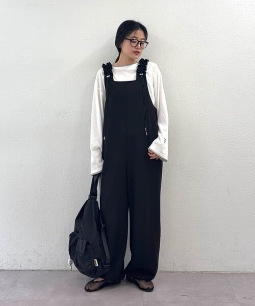 CIAOPANIC TYPY(チャオパニックティピー)の「【3サイズ展開】肩ドロストギャザーポンチサロペット(つなぎ/オールインワン・レディース・ブラウン/オフホワイト/ブラック/ブラック系その他・LARGE/MEDIUM/SMALL)」の16枚目の写真