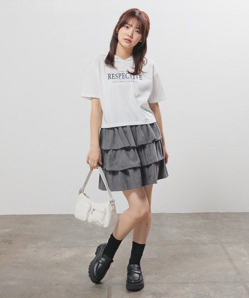 Honeys(ハニーズ)の「【ハニさら・接触冷感・UVカット】フード付Tシャツ(Tシャツ/カットソー・レディース・スミクロ/グリーン/ホワイト/サックスブルー・L/M/S)」の7枚目の写真