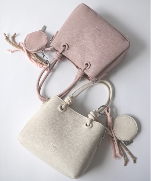 Jelly moo(ジェリームー)の「【 Jelly moo / ジェリームー 】 ノットハンドル 仕切り付き ミニボストンバッグ / ショルダーバッグ(ショルダーバッグ・レディース・ピンク/ライトブルー/ブラック/アイボリー・FREE)」の4枚目の写真