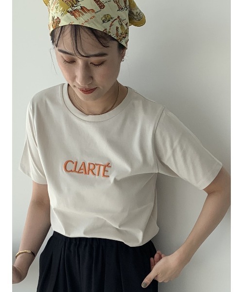 Te chichi(テチチ)の「ウレタン刺繍ロゴスタンダードTシャツ《新色追加》(Tシャツ/カットソー・レディース・オフホワイト/チャコールグレー/グレー/ブラック/ベージュ・F)」の12枚目の写真
