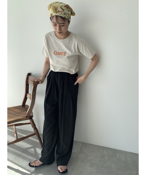 Te chichi(テチチ)の「ウレタン刺繍ロゴスタンダードTシャツ《新色追加》(Tシャツ/カットソー・レディース・オフホワイト/チャコールグレー/グレー/ブラック/ベージュ・F)」の8枚目の写真