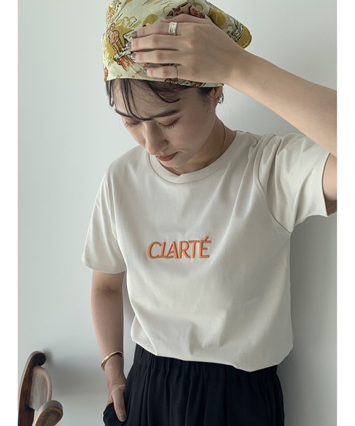 Te chichi(テチチ)の「ウレタン刺繍ロゴスタンダードTシャツ《新色追加》(Tシャツ/カットソー・レディース・オフホワイト/チャコールグレー/グレー/ブラック/ベージュ・F)」の13枚目の写真