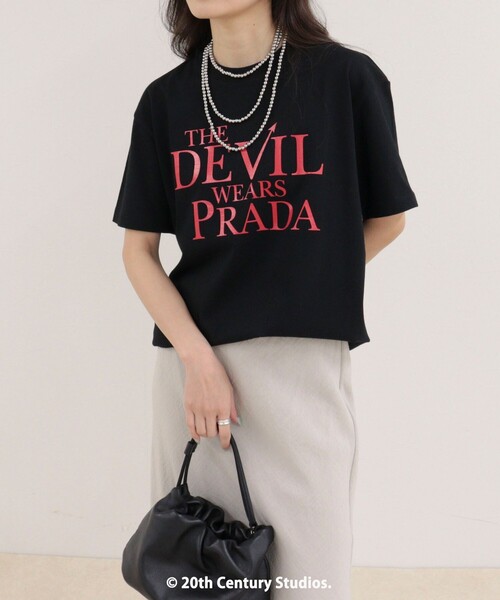 fredy emue(フレディエミュ)の「【GOOD ROCK SPEED/グッドロックスピード】The DEVIL wears PRADA半袖Tシャツ 2(Tシャツ/カットソー・レディース・ブラック/オフホワイト・38)」の21枚目の写真