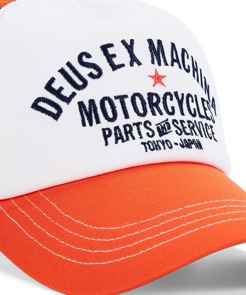 DEUS EX MACHINA（デウスエクスマキナ）の「TOKYO ORIGINAL ADDRESS TRUCKER（キャップ・メンズ・オレンジ/ブラック/カーキ・OS）」の6枚目の写真