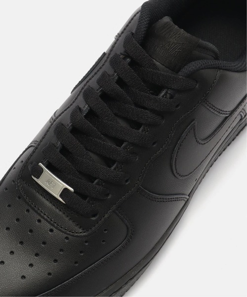 NIKE(ナイキ)の「NIKE AIR FORCE 1 '07 CW2288-001(スニーカー・メンズ・ブラック・26cm/26.5cm/27cm/27.5cm/28cm/28.5cm/29cm/25.5cm/30cm)」の6枚目の写真