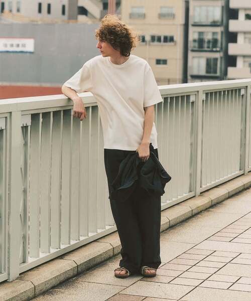 417 EDIFICE(フォーワンセブンエディフィス)の「utility everyday Tシャツ LIGHT ”接触冷感&アンチピリング”(Tシャツ/カットソー・メンズ・チャコールグレー/ホワイト/ライトグレー/ブラック・X-LARGE/LARGE/MEDIUM/SMALL)」の5枚目の写真