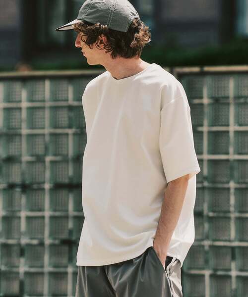 417 EDIFICE(フォーワンセブンエディフィス)の「utility everyday Tシャツ LIGHT ”接触冷感&アンチピリング”(Tシャツ/カットソー・メンズ・チャコールグレー/ホワイト/ライトグレー/ブラック・X-LARGE/LARGE/MEDIUM/SMALL)」の17枚目の写真