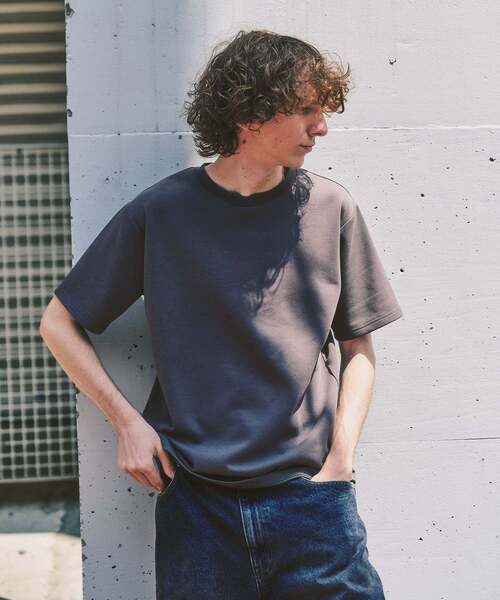 417 EDIFICE(フォーワンセブンエディフィス)の「utility everyday Tシャツ LIGHT ”接触冷感&アンチピリング”(Tシャツ/カットソー・メンズ・チャコールグレー/ホワイト/ライトグレー/ブラック・X-LARGE/LARGE/MEDIUM/SMALL)」の4枚目の写真