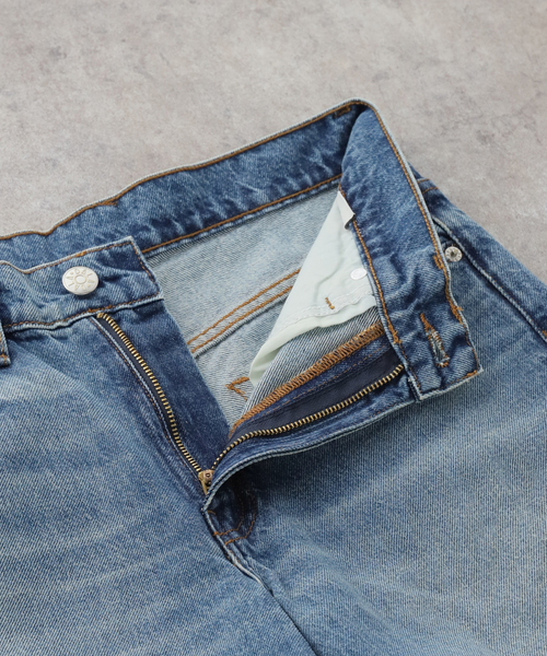 AP STUDIO（エーピーストゥディオ）の「【DALA / ダラ】Relux straight jeans（デニムパンツ・レディース・スカイブルー・27/28/25/26）」の20枚目の写真