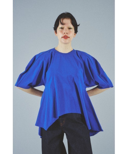 新品未使用 HeRIN.CYE ボリュームケープ 即完売 ブランド古着】HeRIN.CYE（ヘリンドットサイ）の古着通販 - ZOZOUSED