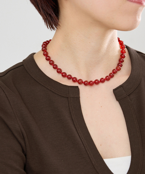 IENA(イエナ)の「《追加》EO/イオ ROUND STONE NECKLACE ネックレス BO26SS-56(ネックレス・レディース・レッド/ブラック/グリーン・FREE)」の5枚目の写真