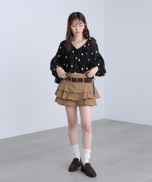 FREE'S MART(フリーズマート)の「◆シアー小花刺繍サイドリボンブラウス(シャツ/ブラウス・レディース・ホワイト/ブルー/ブラック・FREE)」の16枚目の写真
