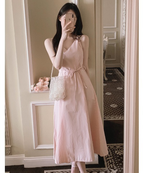 Aelina(エリナ)の「Vネックキャミワンピース(ワンピース・レディース・ブラック/ピンク・FREE)」の15枚目の写真