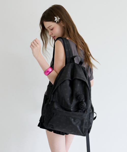 ALKI ALKA(アルキアルカ)の「Floral Corsage Backpack (Dot Black)(バックパック/リュック・レディース・ブラック・FREE)」の3枚目の写真