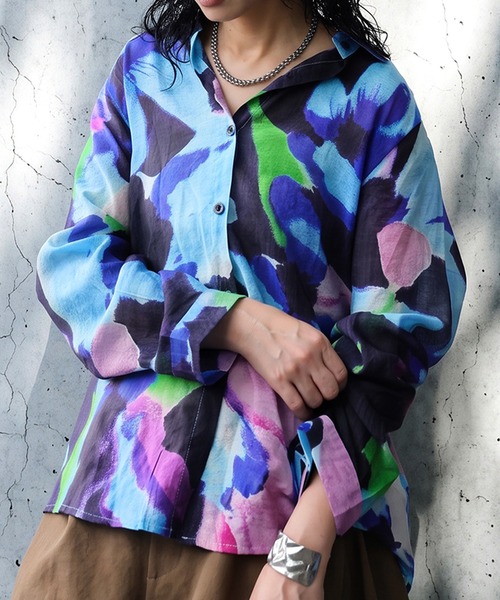 antiqua(アンティカ)の「アート柄 シャツ(シャツ/ブラウス・レディース・ブルー系その他・ONESIZE)」の1枚目の写真