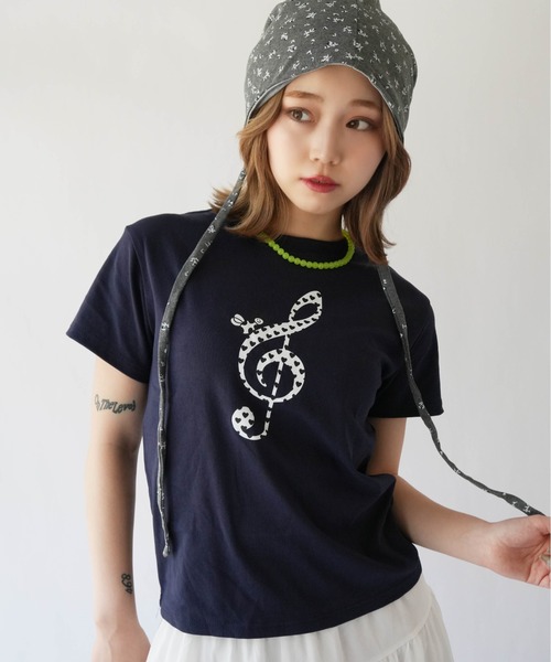 SORUTT(ソルト)の「【 SORUTT / ソルト 】 ト音記号モチーフ プリント半袖Tシャツ #(Tシャツ/カットソー・レディース・ブラック/ネイビー/ホワイト・FREE)」の7枚目の写真