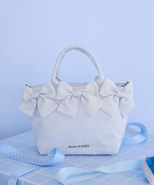 Maison de FLEUR(メゾンドフルール)の「ブルーマニアボリュームリボン2WayトートSバッグ(トートバッグ・レディース・ライトブルー・FREE)」の17枚目の写真
