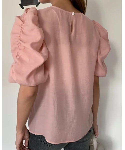 BIRTHDAY BASH(バースデイバッシュ)の「GATHER SLEEVE CHIFFON TOPS(ギャザースリーブ シフォントップス)(Tシャツ/カットソー・レディース・ピンク/ブラック・SMALL/MEDIUM)」の7枚目の写真