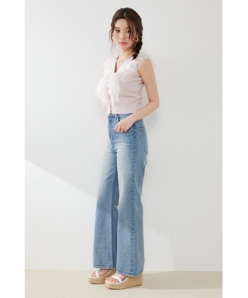 rienda（リエンダ）の「ハイウエストフレアデニムパンツ　夏服（デニムパンツ・レディース・ブルー/ライトブルー・SMALL/X-SMALL/MEDIUM）」の4枚目の写真