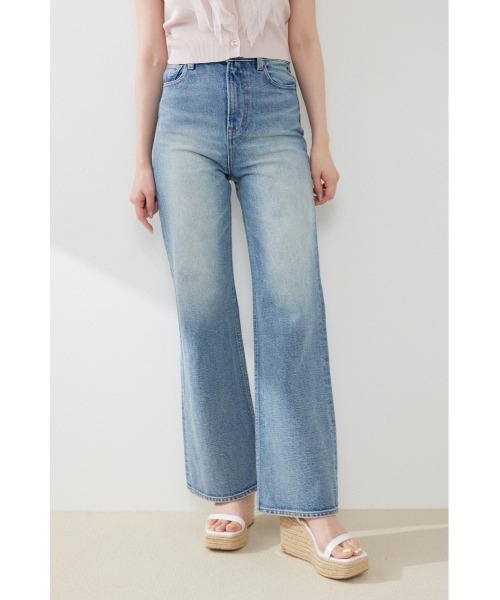 rienda（リエンダ）の「ハイウエストフレアデニムパンツ　夏服（デニムパンツ・レディース・ブルー/ライトブルー・SMALL/X-SMALL/MEDIUM）」の6枚目の写真