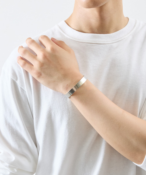 And A(アンドエー)の「And A アンドエー / SVPT BANGLE シルバー925プレーティングバングル / AA-BG-11(バングル/リストバンド・メンズ・シルバー・FREE)」の12枚目の写真
