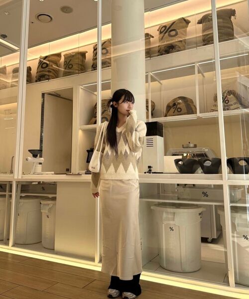 WEDNESDAYOASISFORWOMEN（ウェンズデー オアシス フォー ウーマン）の「オールウェイズ クロップ アーガイル ヘアリー ウール ニット 2COLOR（ニット/セーター・レディース・ブラウン/アイボリー・FREE）」の11枚目の写真