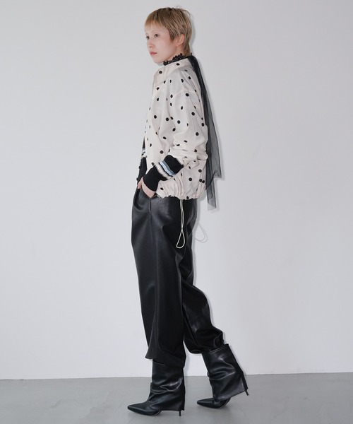 chuclla（チュクラ）の「フェイクレザー タックワイドパンツ chw26a058（その他パンツ・レディース・ブラック・L/M/S）」の17枚目の写真