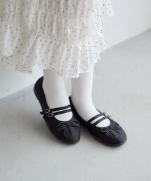 バレエスニーカー