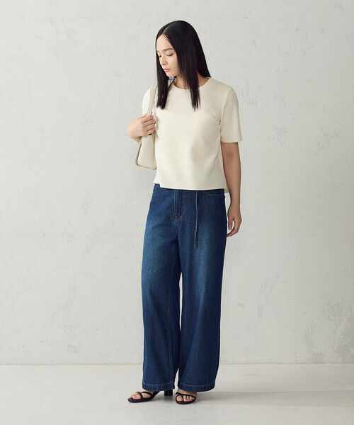 COMME CA ISM(コムサイズム)の「膨れジャガード ベーシック Tシャツ/セットアップ対応(Tシャツ/カットソー・レディース・アイボリー/ネイビー/ブラック・LARGE/MEDIUM)」の4枚目の写真
