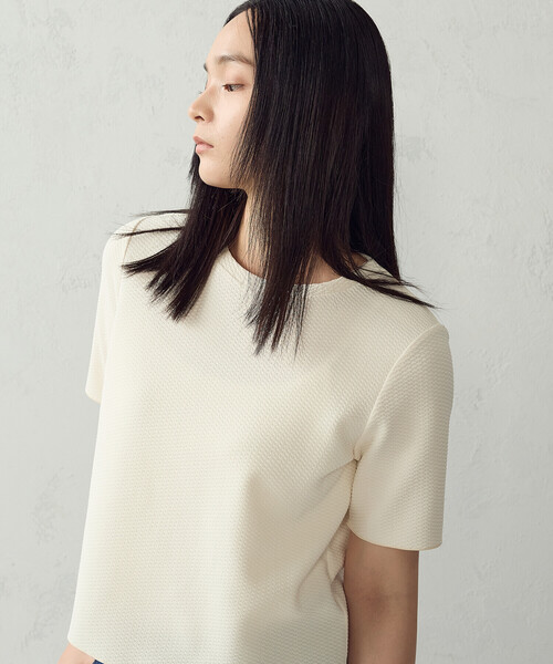 COMME CA ISM(コムサイズム)の「膨れジャガード ベーシック Tシャツ/セットアップ対応(Tシャツ/カットソー・レディース・アイボリー/ネイビー/ブラック・LARGE/MEDIUM)」の11枚目の写真