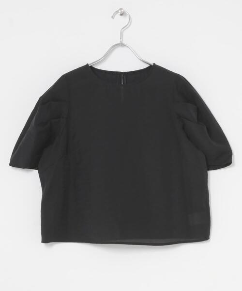 URBAN RESEARCH ROSSO WOMEN（アーバンリサーチ　ロッソ）の「『WEB限定』フォルムスリーブシアーブラウス（シャツ/ブラウス・レディース・ボルドー/ホワイト/ブラック・FREE）」の21枚目の写真