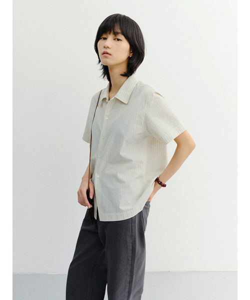 DUNST(ダンスト)の「UNISEX HOLIDAY STRIPED SHIRT_UDSH6B123_CREAM STRIPE(シャツ/ブラウス・レディース・クリーム・X-LARGE/MEDIUM/LARGE/SMALL/X-SMALL)」の2枚目の写真