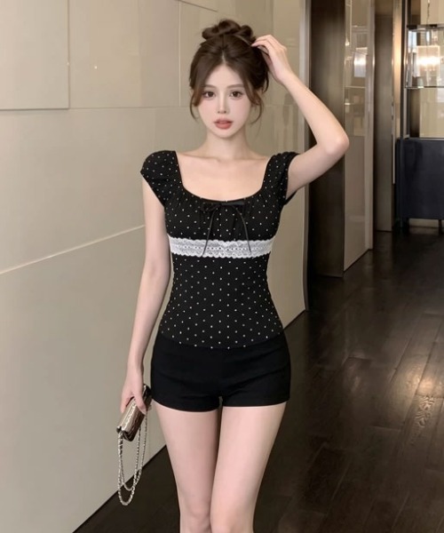 SHEPP(シープ)の「レース切替 ドット柄 オフショルダー シャーリングブラウス 半袖 トップス(Tシャツ/カットソー・レディース・グレー/ホワイト/ブラック・F)」の17枚目の写真
