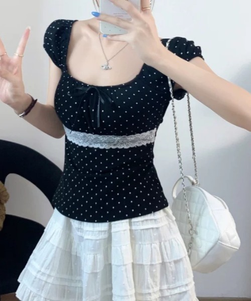 SHEPP(シープ)の「レース切替 ドット柄 オフショルダー シャーリングブラウス 半袖 トップス(Tシャツ/カットソー・レディース・グレー/ホワイト/ブラック・F)」の16枚目の写真