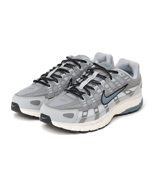 NIKE(ナイキ)の「NIKE: P-6000 スニーカー(スニーカー・メンズ・グレー/ベージュ・29/28/27)」の1枚目の写真