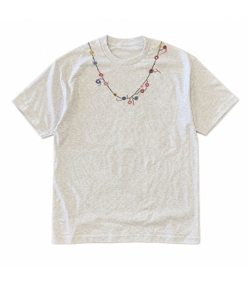 FreeZone(フリーゾーン)の「フラワーネックレスプリント オーバーサイズ半袖Tシャツ(Tシャツ/カットソー・メンズ・ネイビー/グレー/ホワイト/ブラック・F)」の4枚目の写真