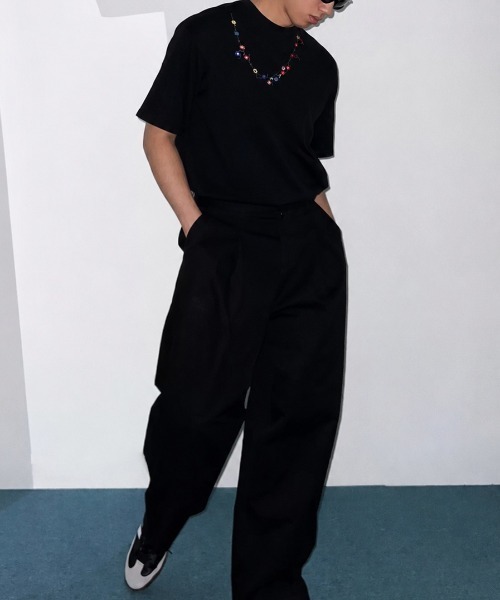 FreeZone(フリーゾーン)の「フラワーネックレスプリント オーバーサイズ半袖Tシャツ(Tシャツ/カットソー・メンズ・ネイビー/グレー/ホワイト/ブラック・F)」の10枚目の写真
